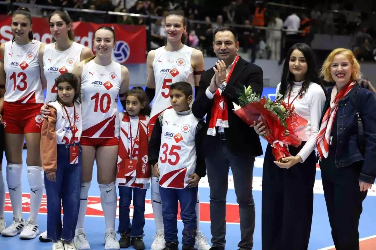 Aras Kargo Spor Kulübü, Hataylı Çocukları İzmir'de Ağırladı