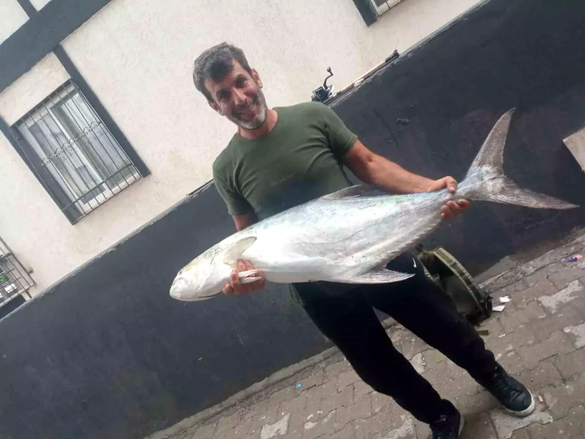 Baba ve Oğulun Balık Macerası: 30 Kilogramlık Balık 13 Bin TL'ye Mal Oldu