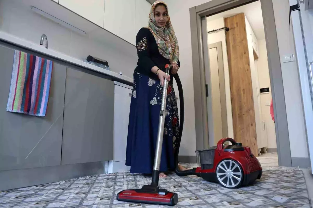 Baykar'ın İnşa Ettiği Deprem Konutları Ailelere Sıcak Yuva Oldu