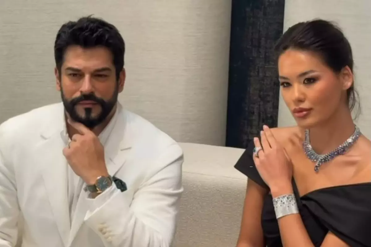 Burak Özçivit'e 1 milyon dolar verdiği söylenen model konuştu