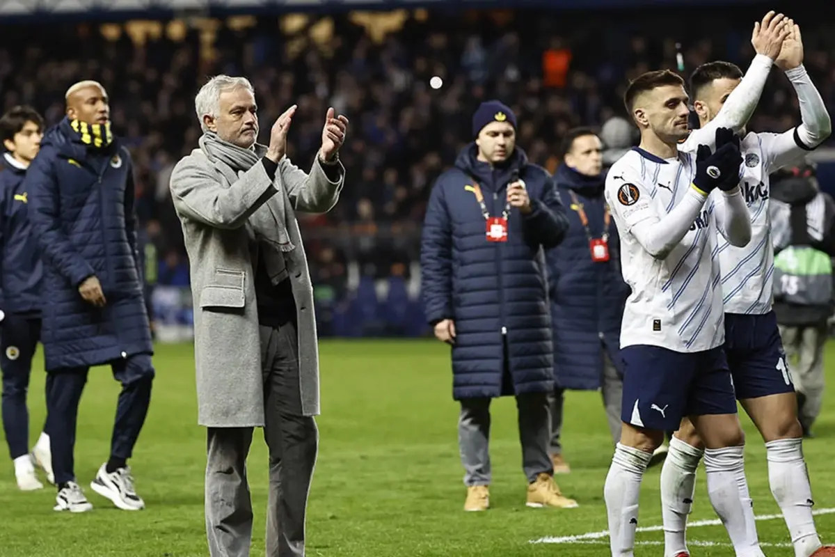 Bütün Avrupa Fenerbahçe'yi konuşuyor