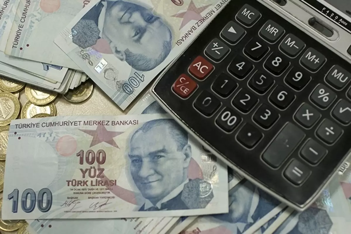 Cumhuriyet tarihinin en yüksek vergi kesintisi! Faizde parası olanlar artık daha çok ödeyecek