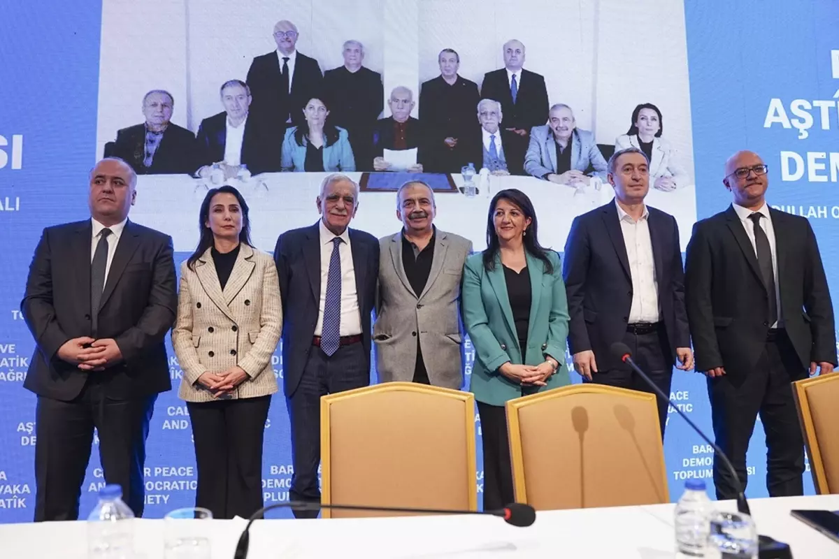 DEM Parti heyeti, siyasi parti turları kapsamında ilk ziyaretini 10 Mart'ta CHP'ye yapacak