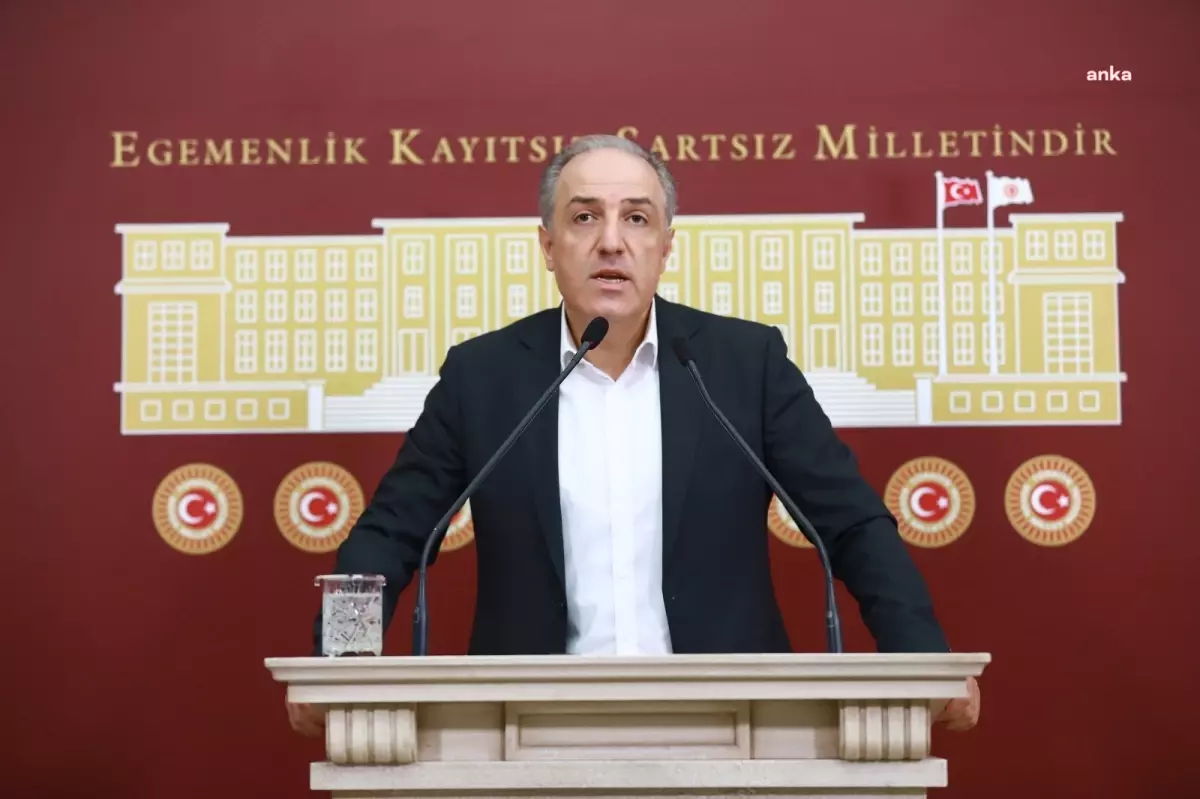 DEVA Partisi İstanbul Milletvekili Mustafa Yeneroğlu İstifa Etti