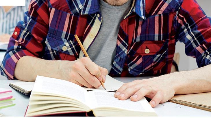 Doktora Kaç Yıl Sürüyor? 2025 Doktora Programları Ve Mezuniyet Şartları