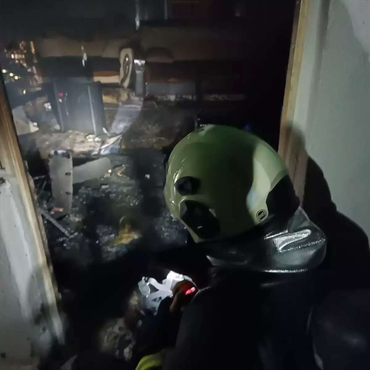 Dörtyol'da Müstakil Evde Yangın: 2 Yaralı