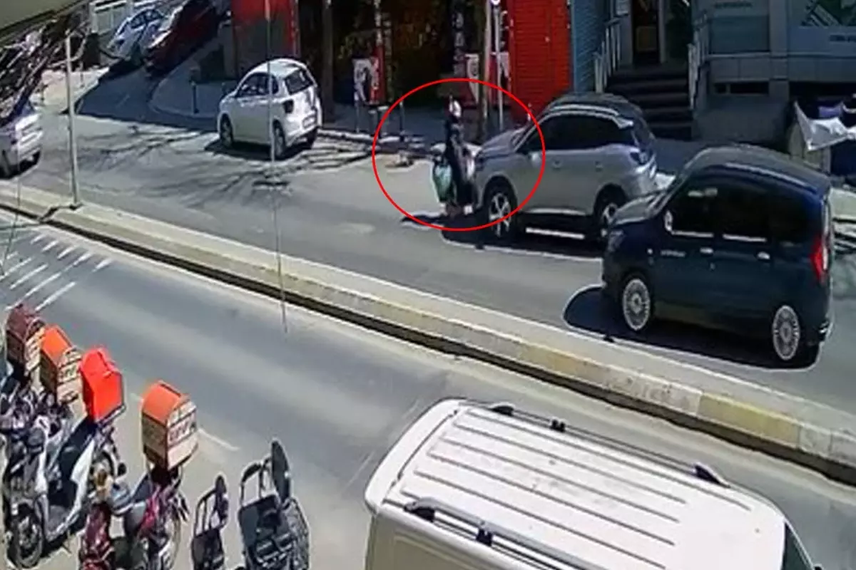 Göz göre göre karşıdan karşıya geçen kadını ezdi