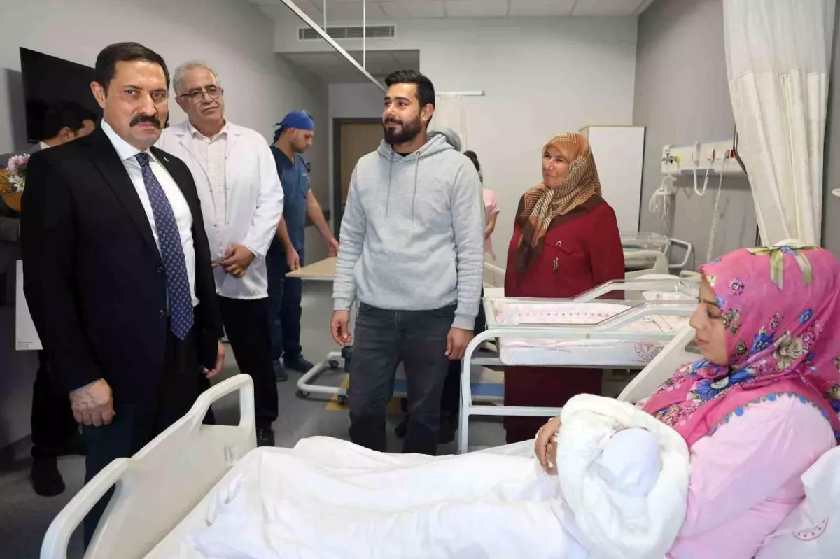 Hatay'da 2025 Yılının İlk Bebeği Leyla Dünyaya Geldi