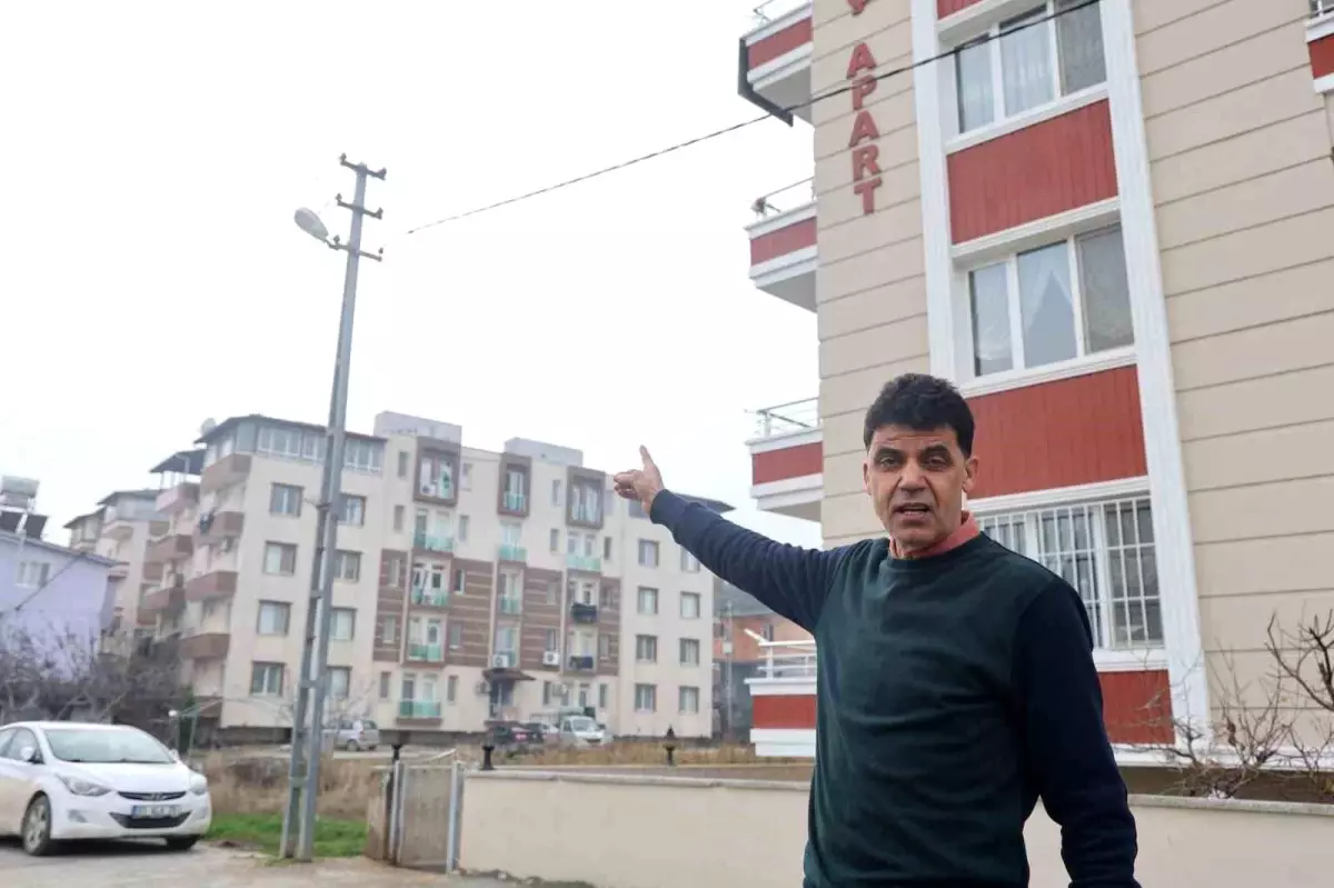 Hatay'da Elektrik Tellerinde Patlama, Vatandaşlar Panik Yaşadı