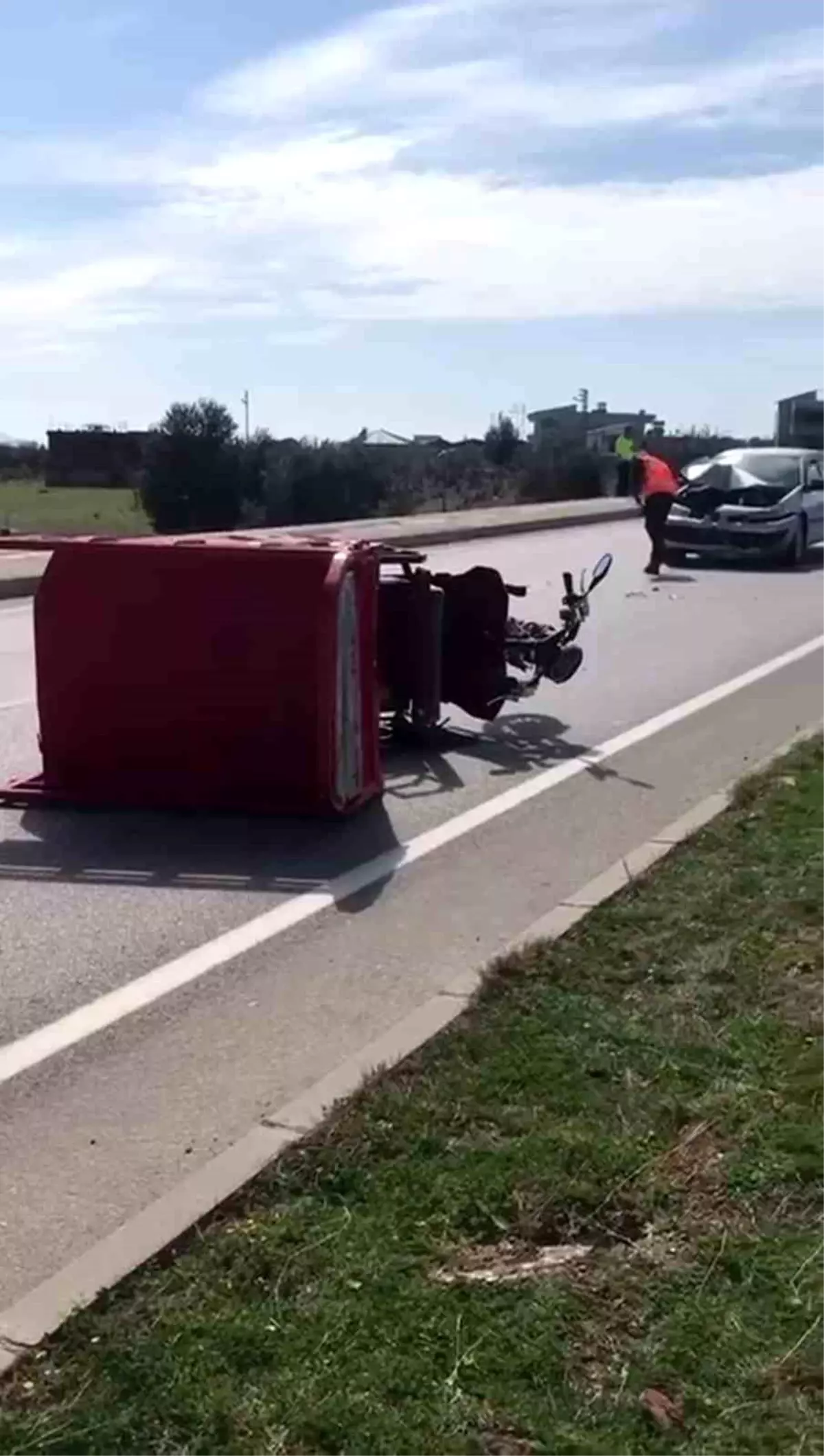 Hatay'da Motosiklet-Automobil Çarpışması: 1 Ölü, 1 Yaralı