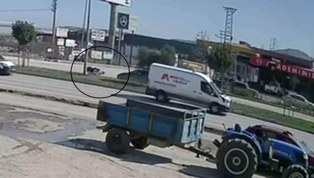 Hatay'da Motosiklet Sürücüsü Kazada Yaralandı