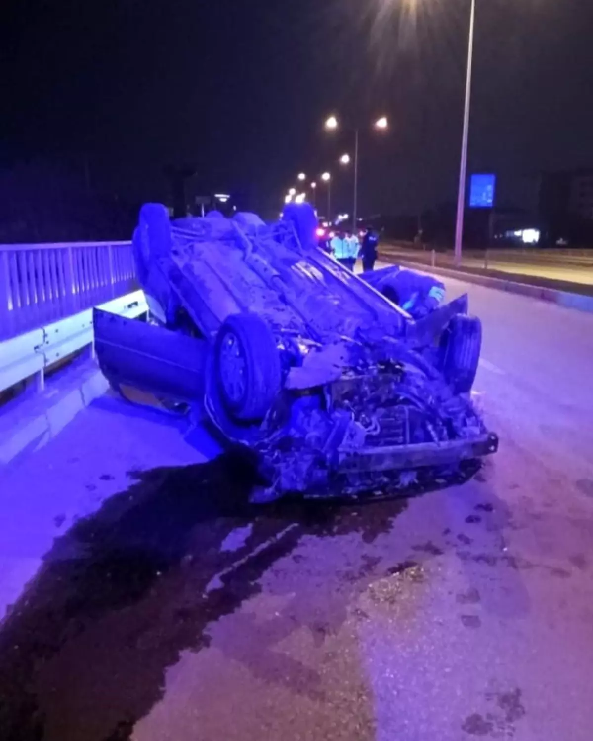 Hatay'da Takla Atan Araçta Sürücü Yaralandı