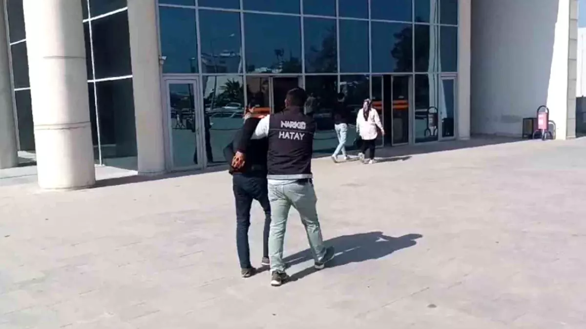 Hatay'da Uyuşturucu Operasyonu: 2 Gözaltı