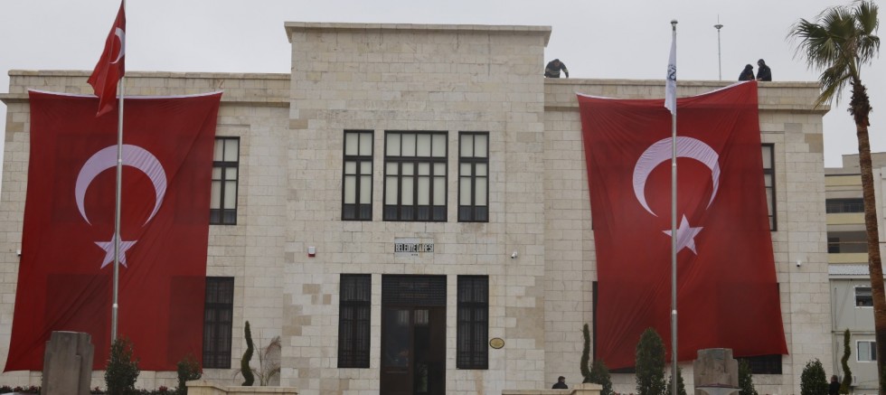 HBB’DEN, TÜRK BAYRAĞI SALDIRISINA NET TEPKİ 