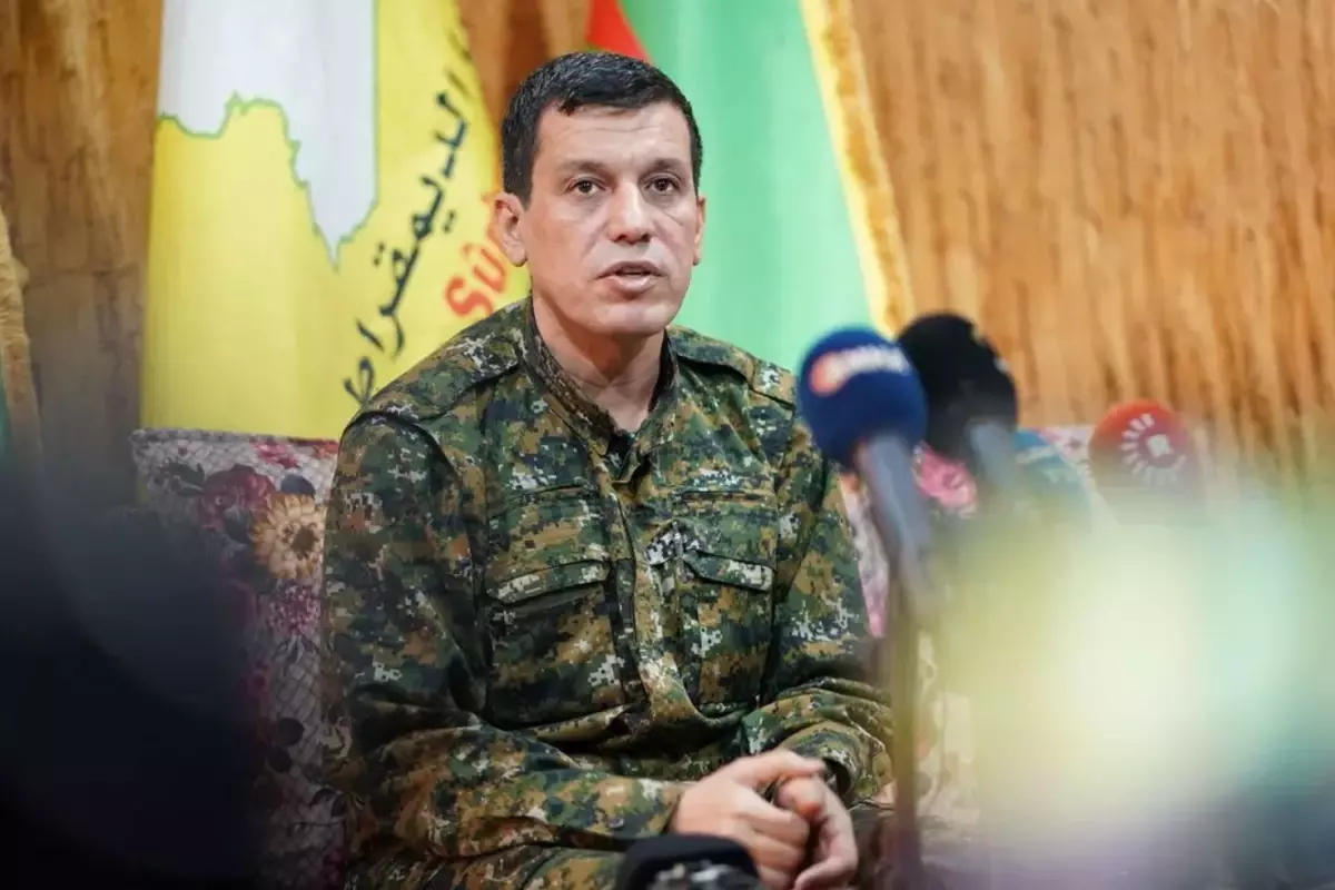 Köşeye sıkışan PKK/YPG kurtuluş umudunu İsrail'de buldu