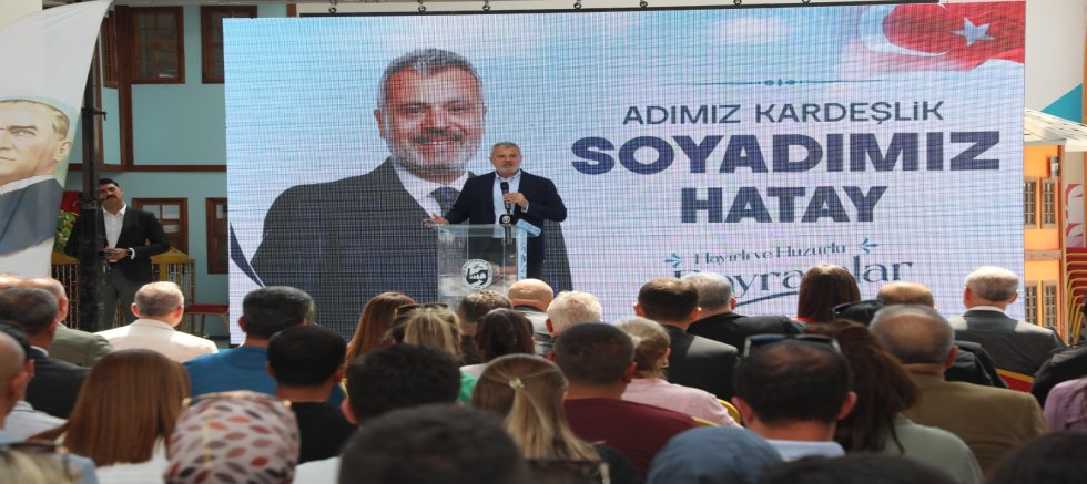 BAŞKAN ÖNTÜRK’TEN PERSONELE BAYRAM HEDİYESİ