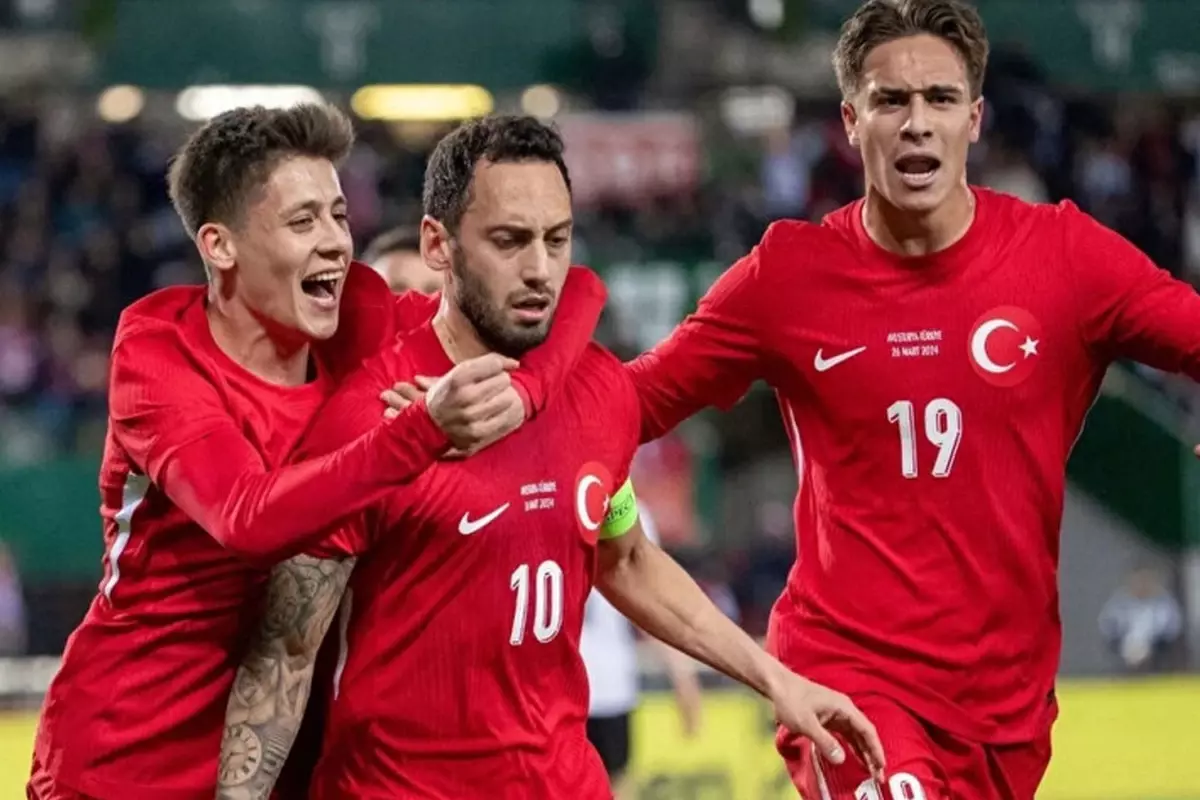 Milli yıldızımız Şampiyonlar Ligi'nde tarihe geçti