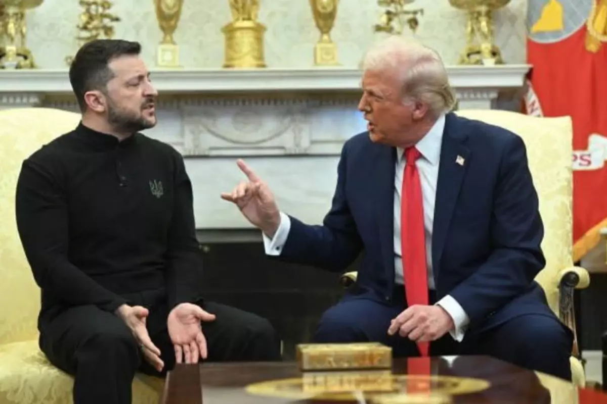 Önce dalga geçti, sonra azarladı! Trump, kafayı Zelenskiy'nin kıyafetine taktı