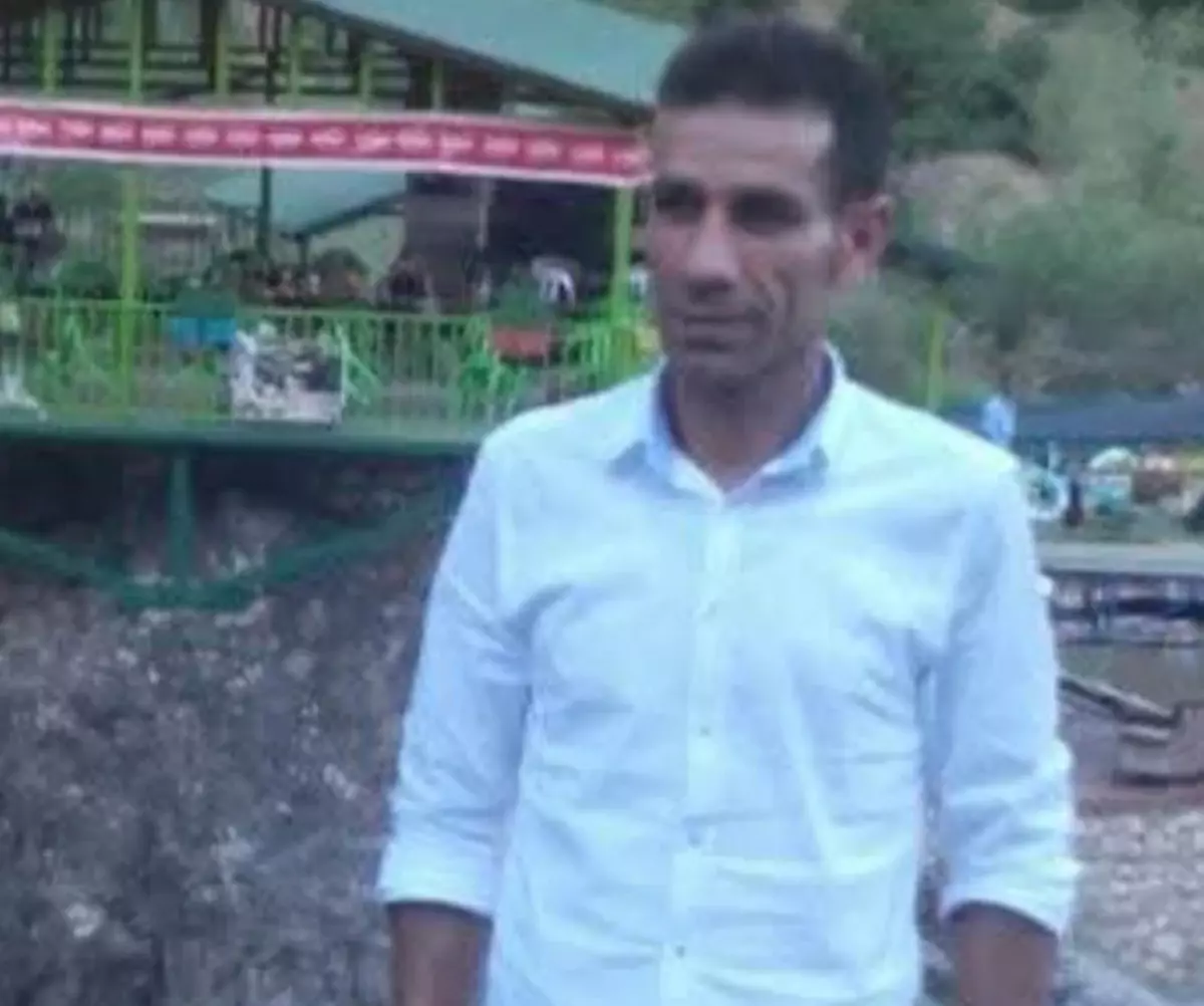 Petrol kulesinden kopan parçanın isabet ettiği işçi öldü