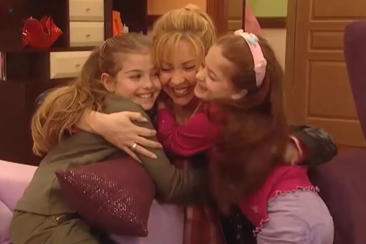 Sihirli Annem'in yıldızları yıllar sonra buluştu