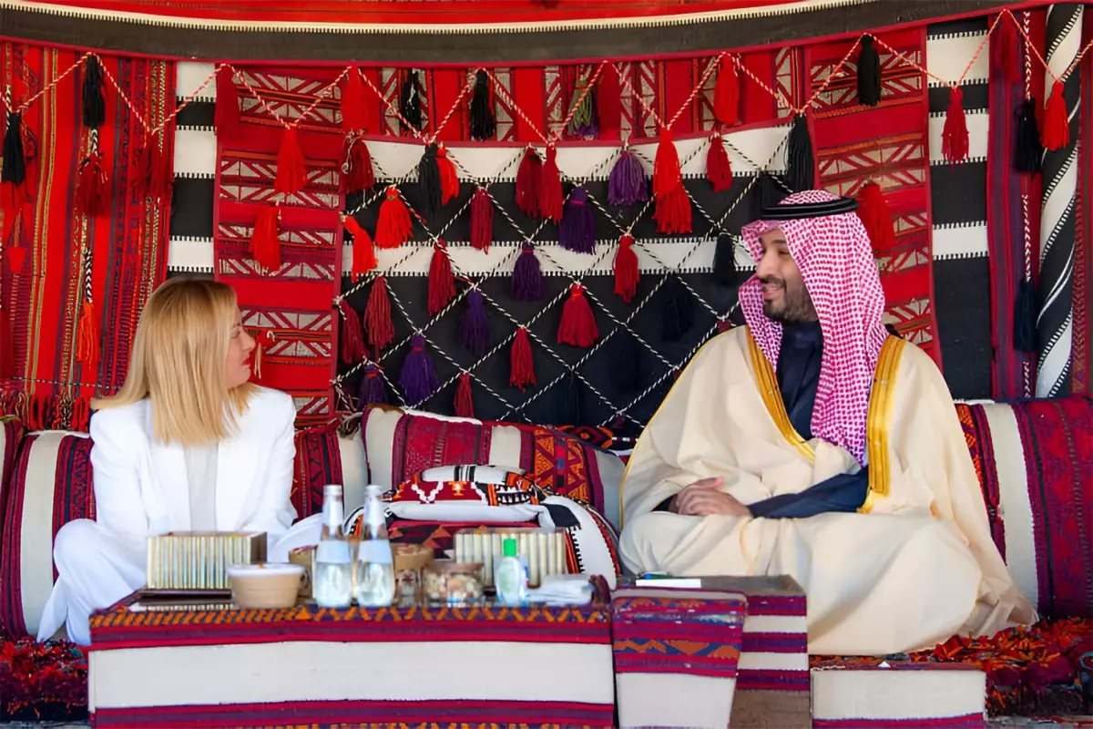 Suudi Arabistan bir ülkeyle daha milyarlarca dolarlık anlaşma imzaladı