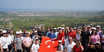 Arsuz’da 19 Mayıs Coşkusu Doğa Yürüyüşüyle Taçland
