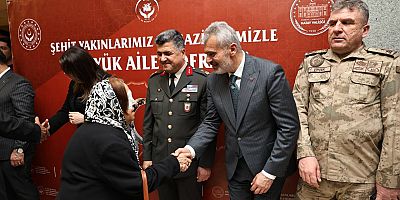 BAŞKAN ÖNTÜRK, İLK İFTARINI ŞEHİT VE GAZİ YAKINLARIYLA YAPTI