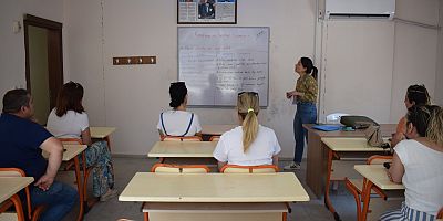 HBB AKADEMİ HATAY KURSLARI MESLEK SAHİBİ YAPIYOR