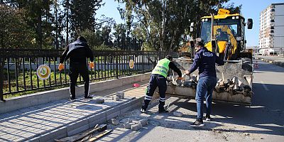 HBB, İSKENDERUN’DA KALDIRIM ÇALIŞMALARINI SÜRDÜRÜYOR