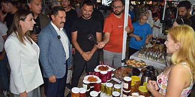 ÜRETEN KADINLARIN EMEKLERİ ARSUZLULARLA BULUŞTU  KADIN EL EMEĞİ PAZARI ARSUZ’DA AÇILDI