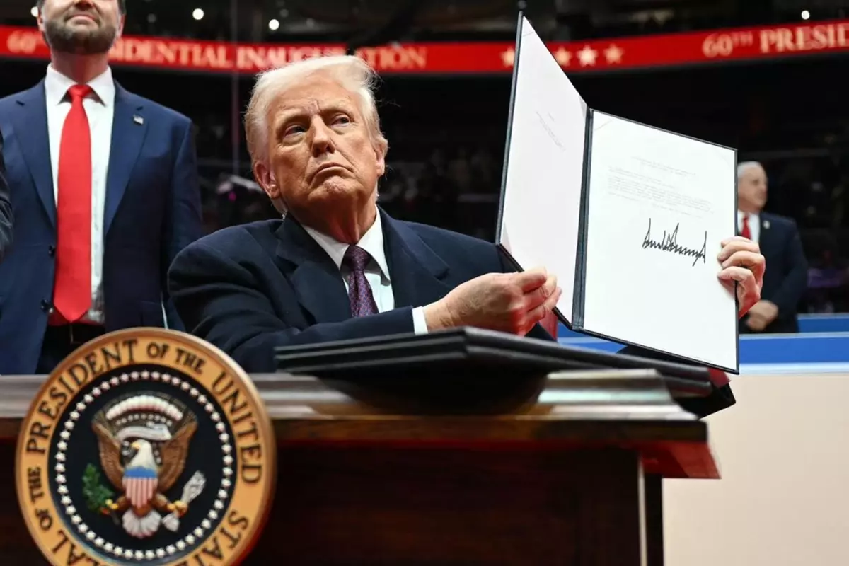 Trump ekonomik savaşta ilk hamleyi yaptı