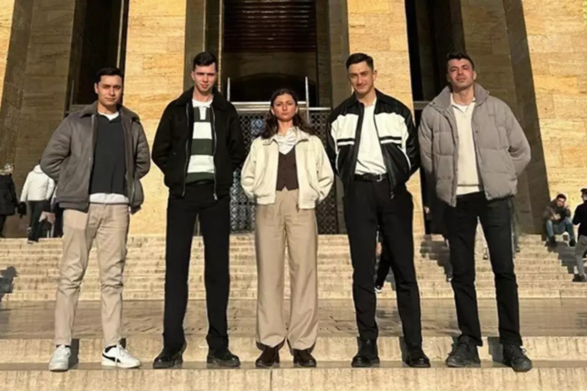 TSK'dan ihraç edilen teğmenlere avukatlarından uyarı: Kimseyle konuşmayın