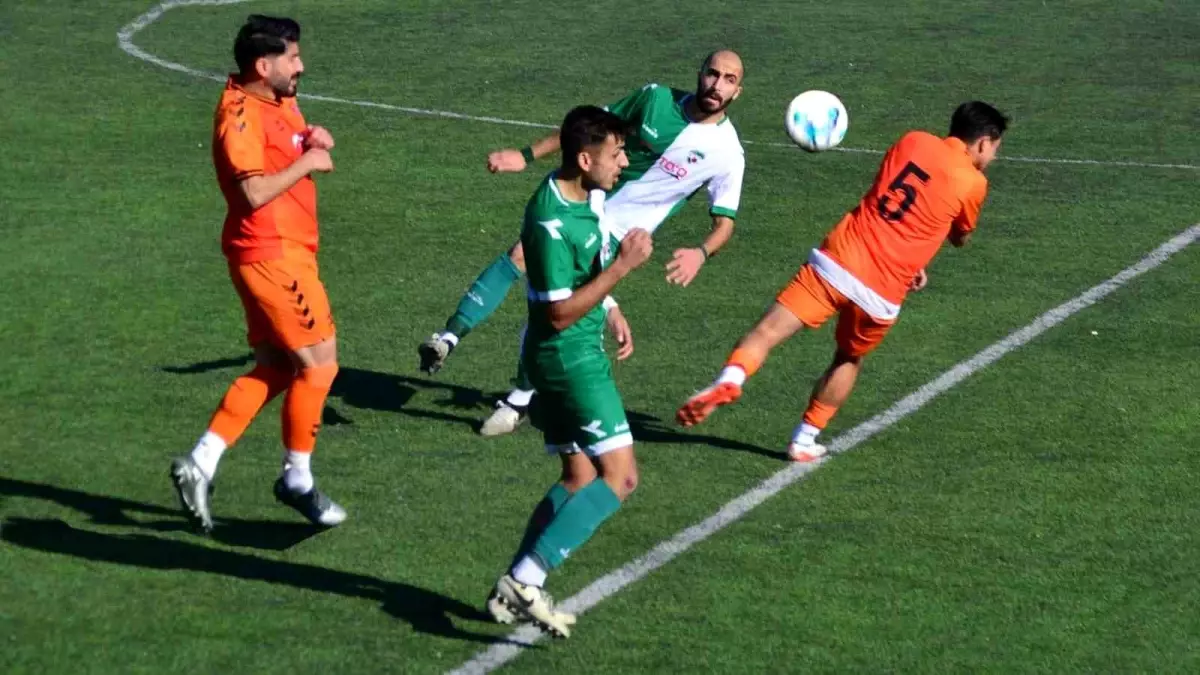 Yahyalıspor ve Hatay İnce Gençlikspor Beraberliğe Razı Geldi