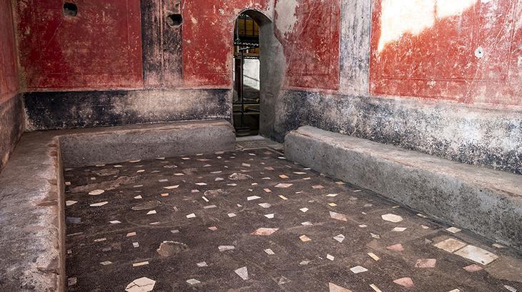 Yer altında lüks spa! Küllerin altında imparator hamamı keşfedildi